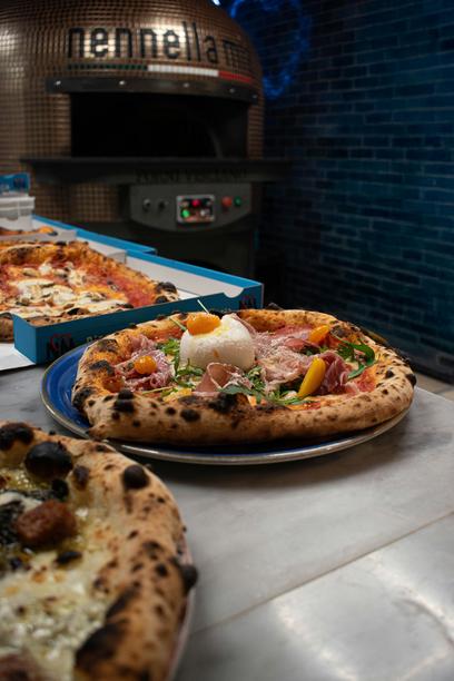 Margherita napolitaine à 5€ chez Nennella Mia, Bruges, le lundi midi