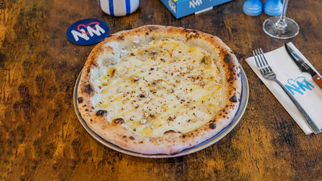 Pizza 5 Formaggi Star (buongusto) — Nennella Mia, pizzeria napolitaine au Bouscat
