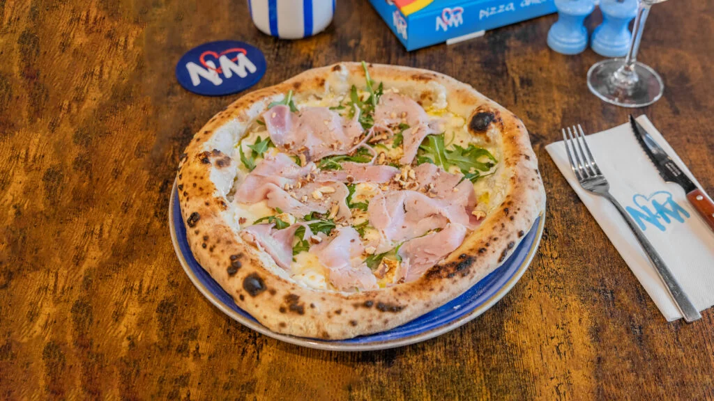 Pizza PARIGI à emporter ou livrée à Caudéran — Bordeaux