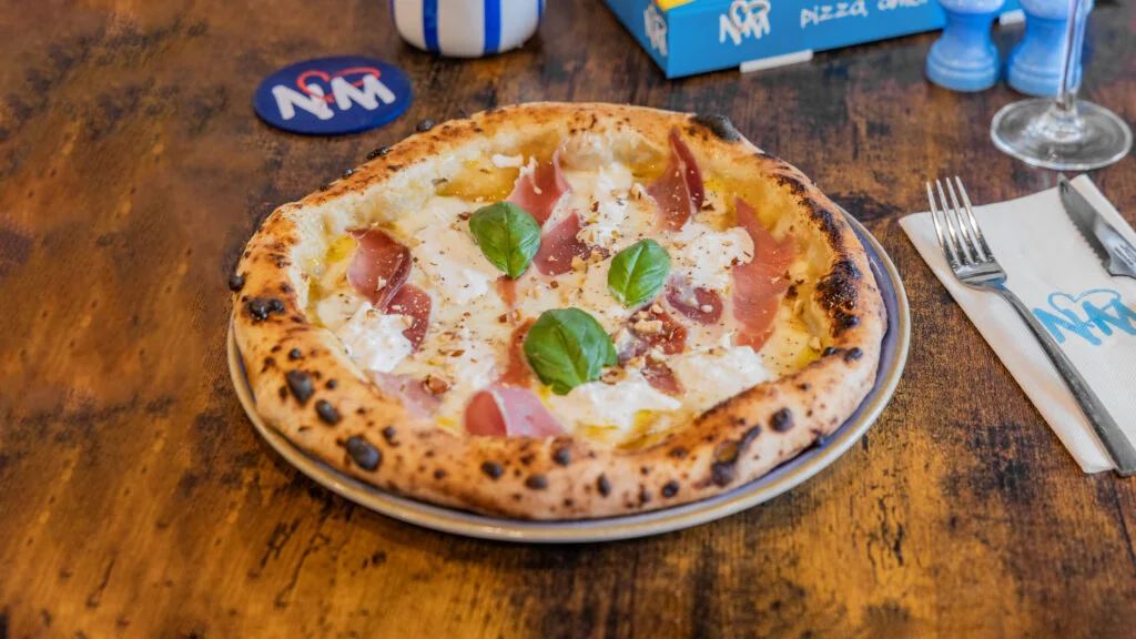 Pizza SOLE MIA napolitaine — pizzeria à Caudéran Nennella Mia