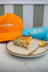 Pastiera napolitaine traditionnelle aux écorces confites et fleur d'oranger